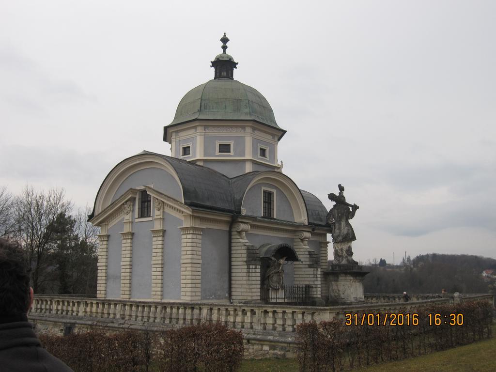 Villa Zur Schmied'N Ehrenhausen Exterior photo